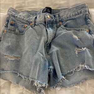 GAP Women's Distressed Denim Shorts - Light Blue